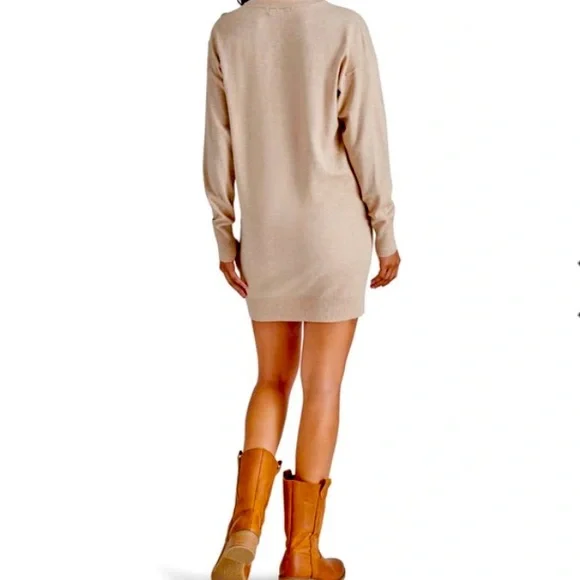 Steve Madden Button Shoulder long sleeve sweater dress oatmeal tan L NWT - Picture 4 of 13
